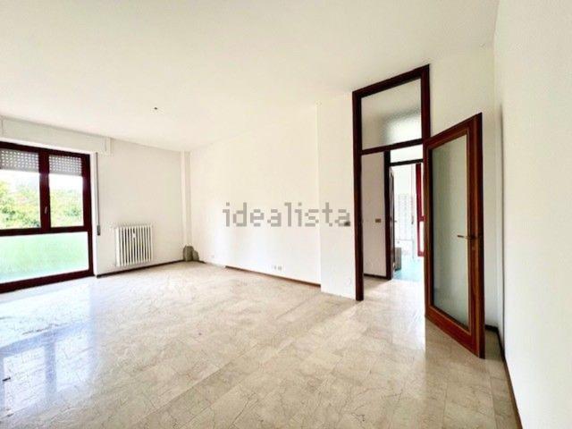Appartamento in vendita di 114 m² in Via Caccia, 2