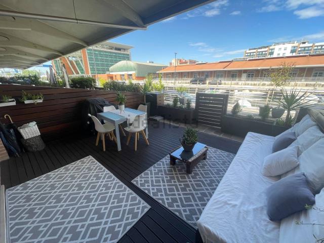 Appartamento in vendita di 114 m² in Via Antonio Lazzari