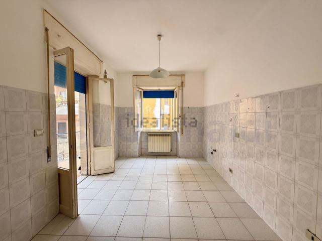 Appartamento in vendita di 114 m² in Via Ansedonia, 69