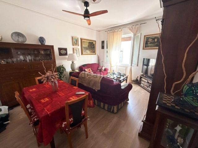 Appartamento in vendita di 114 m² in Via Achille Ferrari, 1