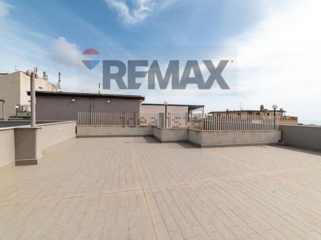 Appartamento in vendita di 114 m² in Via Ardizzone Gioeni, 6