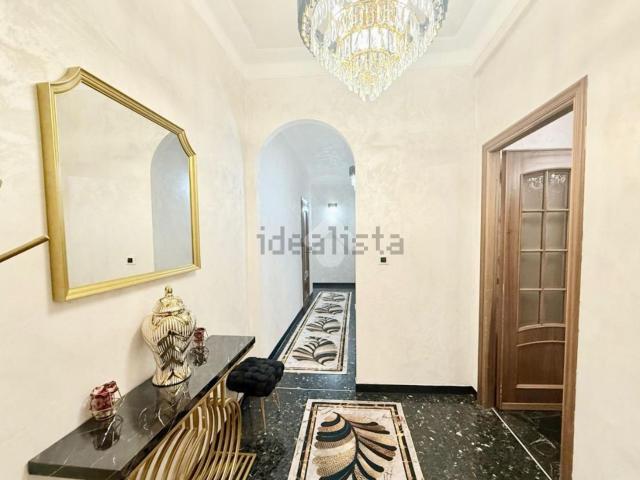 Appartamento in vendita di 114 m² in Via Borzoli