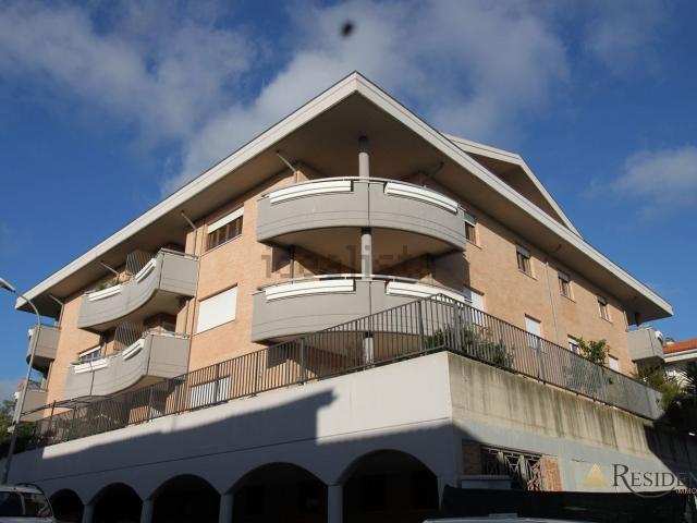 Appartamento in vendita di 114 m² in Via Bachelet