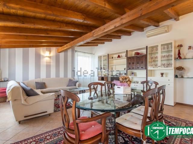 Appartamento in vendita di 114 m² in Via Barbara Melzi, 168