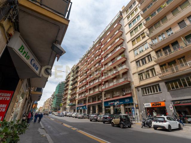 Appartamento in vendita di 114 m² in Via Gabriele D&apos Annunzio, 125
