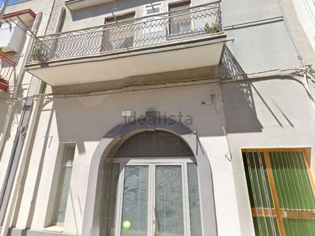 Appartamento in vendita di 114 m² in Via Gabriele D&apos Annunzio, 57