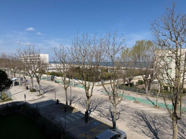 Appartamento in vendita di 114 m² in Via Grazia Deledda, 2