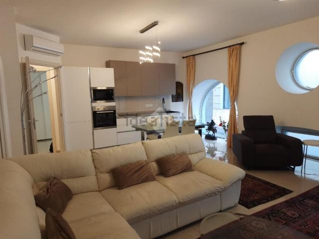 Appartamento in vendita di 114 m² in Via Guido Brunner, 10