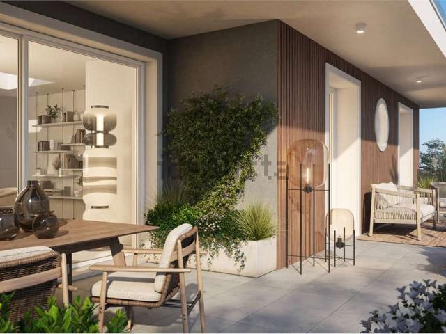 Appartamento in vendita di 114 m² in Via del Correggio