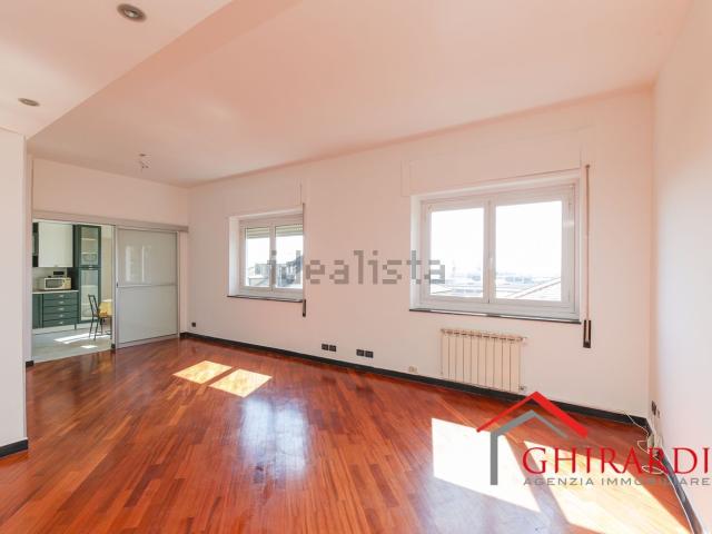 Appartamento in vendita di 114 m² in Via della Insurrezione, 12