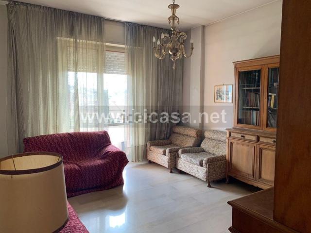 Appartamento in vendita di 114 m² in Via Felice Orsini