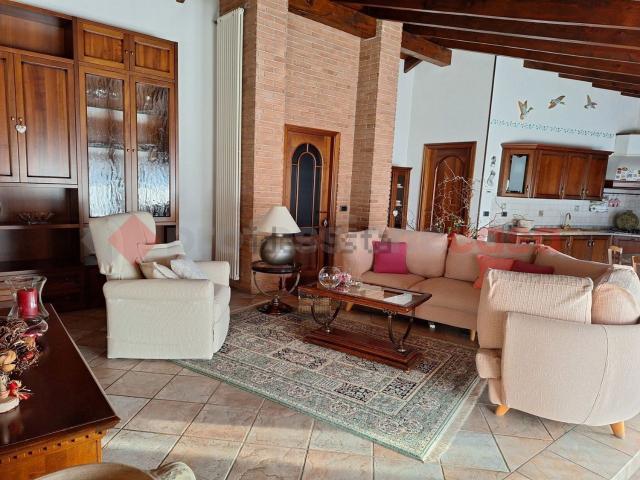 Appartamento in vendita di 114 m² in Via Jean De Fernex