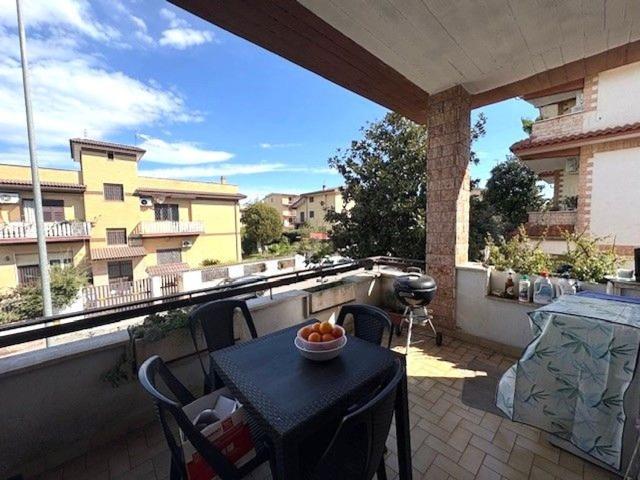 Appartamento in vendita di 114 m² in Via Mombaruzzo