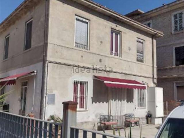 Appartamento in vendita di 114 m² in Via Madonna degli Angeli, 10