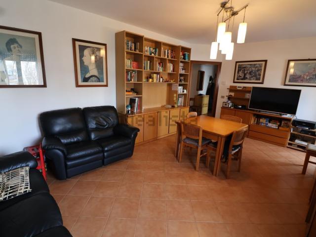 Appartamento in vendita di 114 m² in Via Maria Montessori