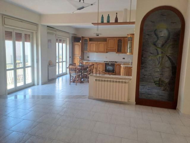 Appartamento in vendita di 114 m² in Via San Giovanni, 118