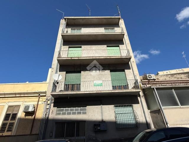 Appartamento in vendita di 114 m² in Via Sant&apos Anna II Tronco