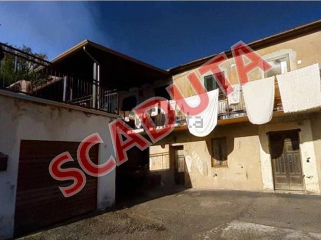Appartamento in vendita di 114 m² in Via Santa Lucia