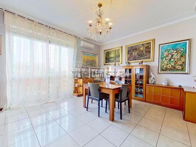 Appartamento in vendita di 114 m² in Via Santa Teresa