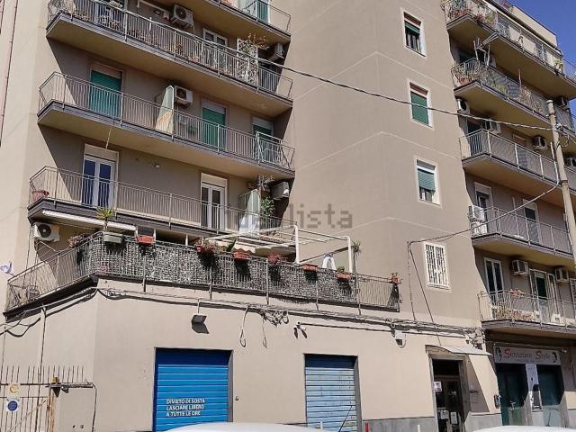 Appartamento in vendita di 114 m² in Via Stazzone