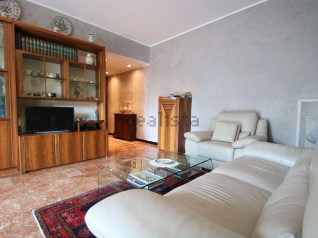 Appartamento in vendita di 114 m² in Via Palmanova