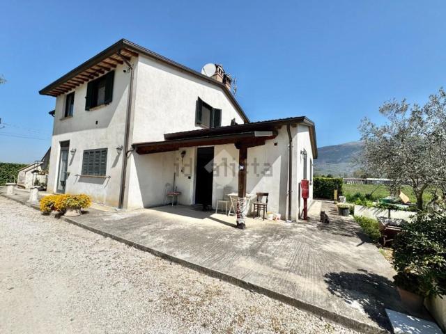 Appartamento in vendita di 114 m² in Via Passo della Pietra, 1
