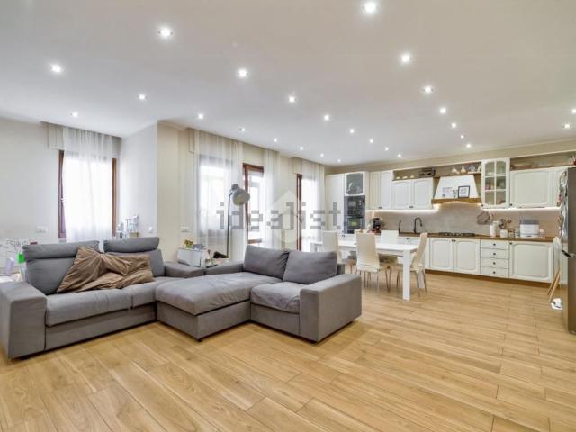 Appartamento in vendita di 114 m² in Via Torquato Tasso