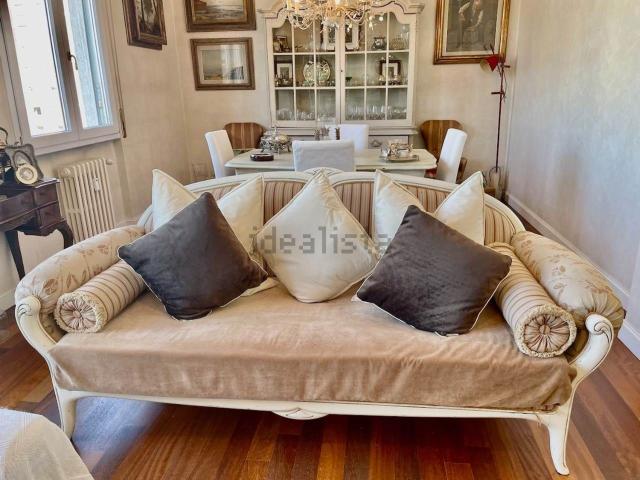 Appartamento in vendita di 114 m² in Via Teodulo Mabellini