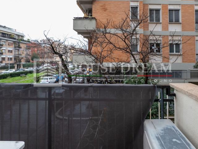 Appartamento in vendita di 114 m² in Viale Tito Labieno, 56