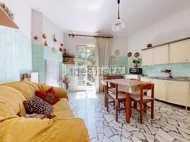 Appartamento in vendita di 114 m² in Viale Angelo Pende
