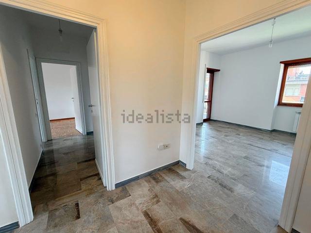 Appartamento in vendita di 114 m² in Viale Galileo Galilei