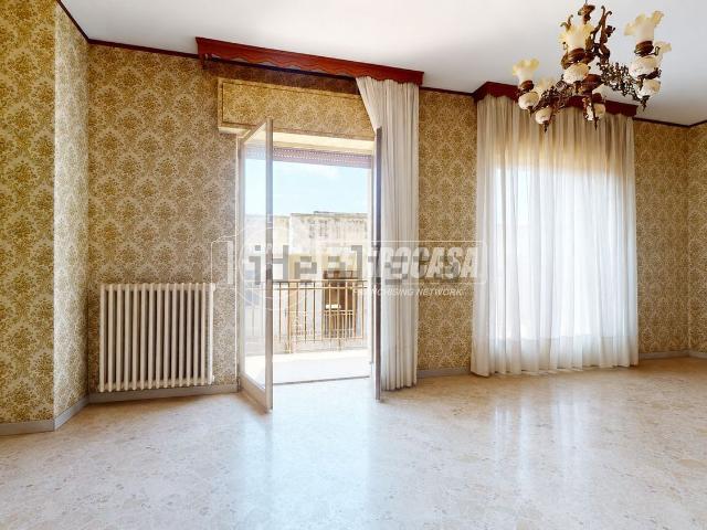 Appartamento in vendita di 114 m² in Vico III Monsignor Laera