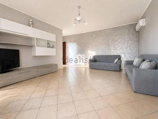 Appartamento in vendita di 114 m² in Contrada Gidora, 64