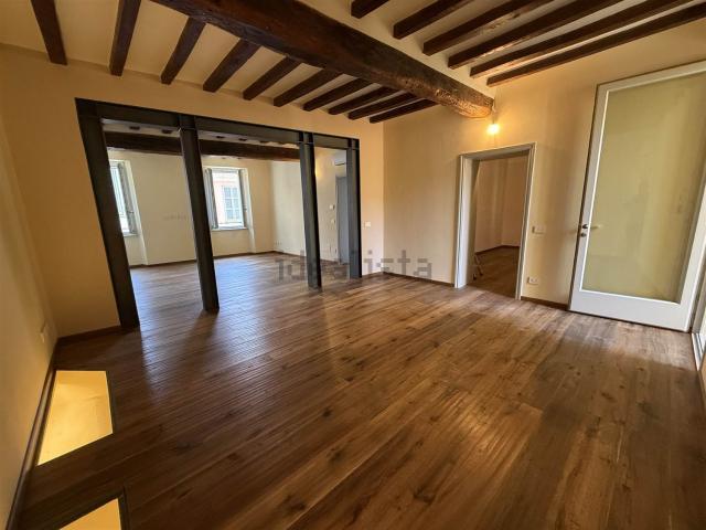 Appartamento in vendita di 114 m² in Corso Vittorio Emanuele II, 67
