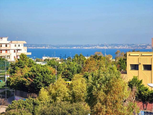 Appartamento in vendita di 114 m² in Corso Italia, 20