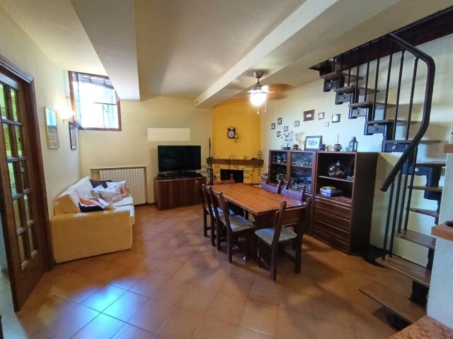 Appartamento in vendita di 114 m² in Piazza Baios