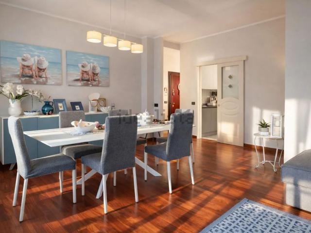 Appartamento in vendita di 114 m² in Piazza Giuseppe Mazzini