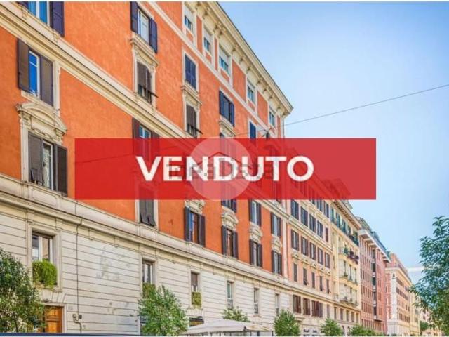 Appartamento in vendita di 115 m² in Via Cola di Rienzo