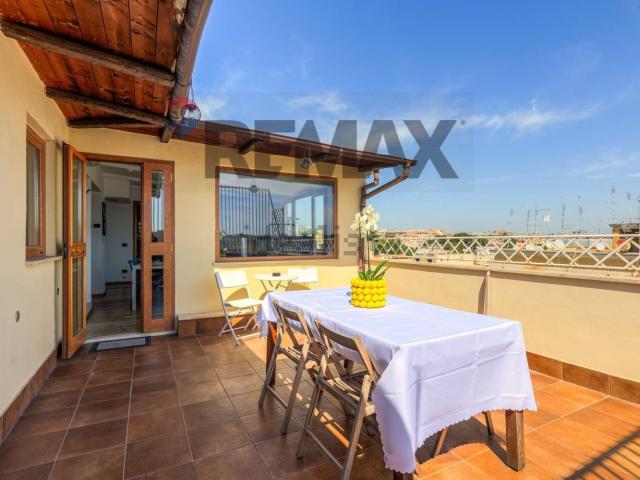 Appartamento in vendita di 115 m² in Via Collalto Sabino, 72