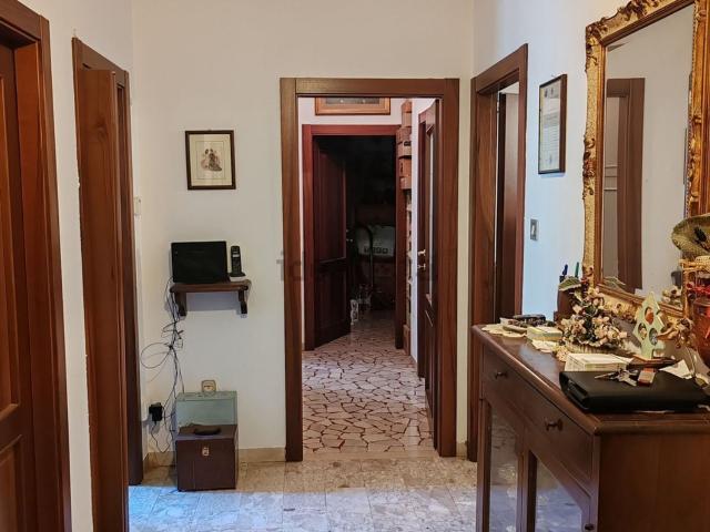 Appartamento in vendita di 115 m² in Via Camillo Oblach