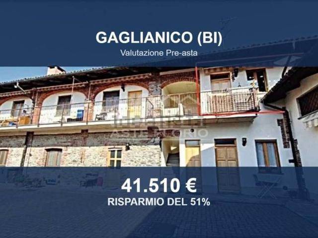 Appartamento in vendita di 115 m² in Via Carlo Felice Trossi, 144