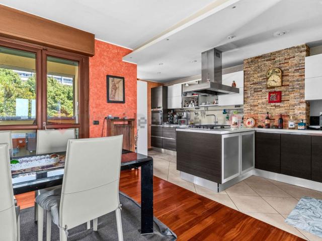 Appartamento in vendita di 115 m² in Via Cascina Bianca
