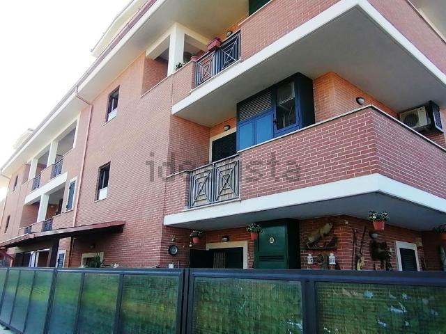 Appartamento in vendita di 115 m² in Via Casal Bellini, 24