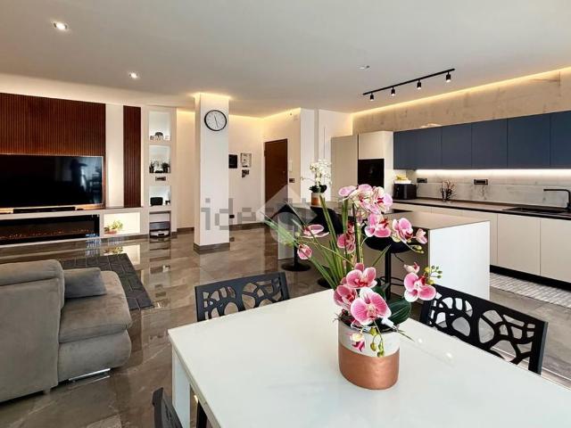 Appartamento in vendita di 115 m² in Via Castelgomberto, 11