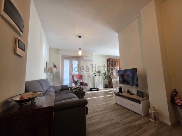 Appartamento in vendita di 115 m² in Via Cesare Cantù