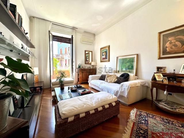 Appartamento in vendita di 115 m² in Via Cesare Tallone, 2