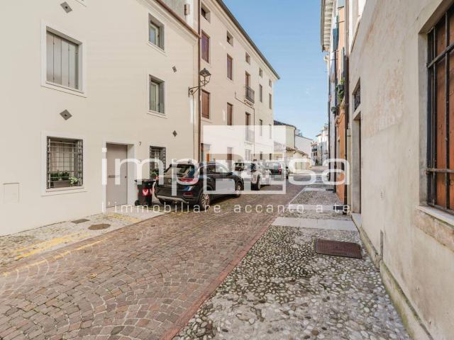 Appartamento in vendita di 115 m² in Via Cima
