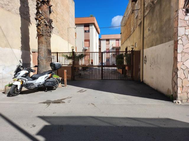 Appartamento in vendita di 115 m² in Via Cruillas, 83