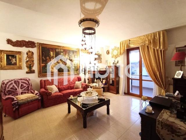 Appartamento in vendita di 115 m² in Via Cristoforo Colombo