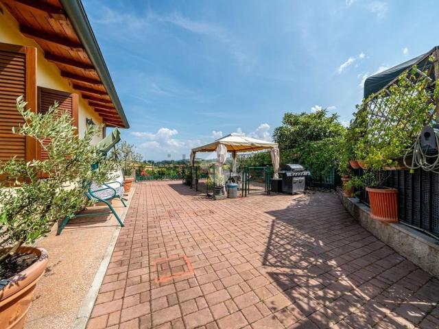 Appartamento in vendita di 115 m² in Via Croce, 30